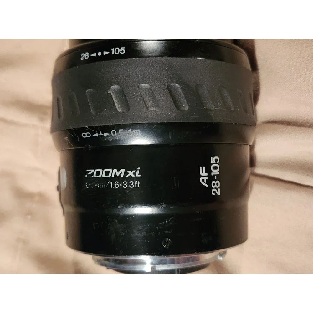 Minolta AF Zoom xi 28-105mm f/3.5-4.5 Lens Sony A-Mount w/ Hoya 62mm Skylight